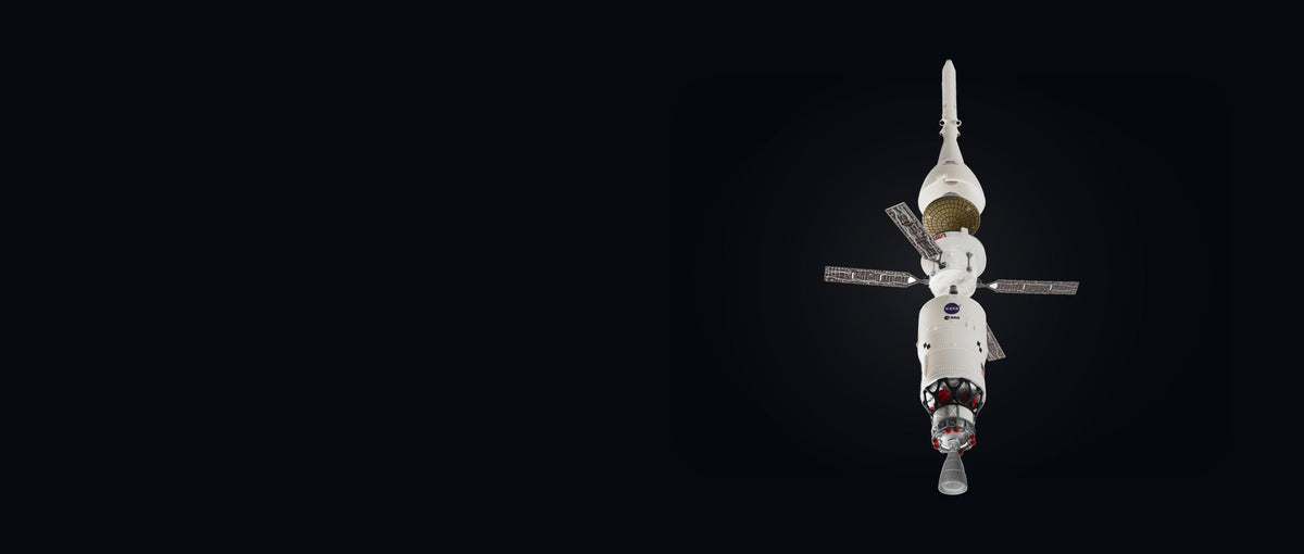 SLS 1:144 second stage with Orion and the solar arrays open